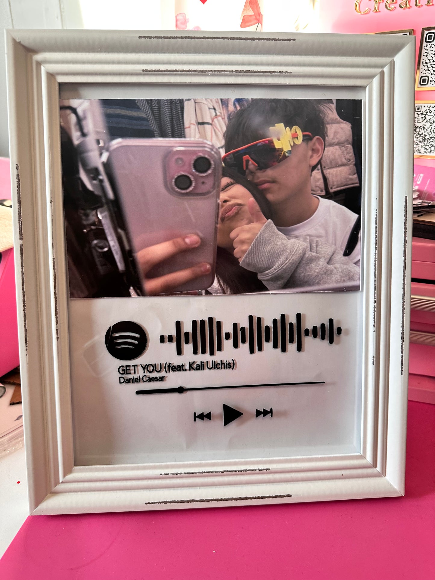 Custom music photo frame