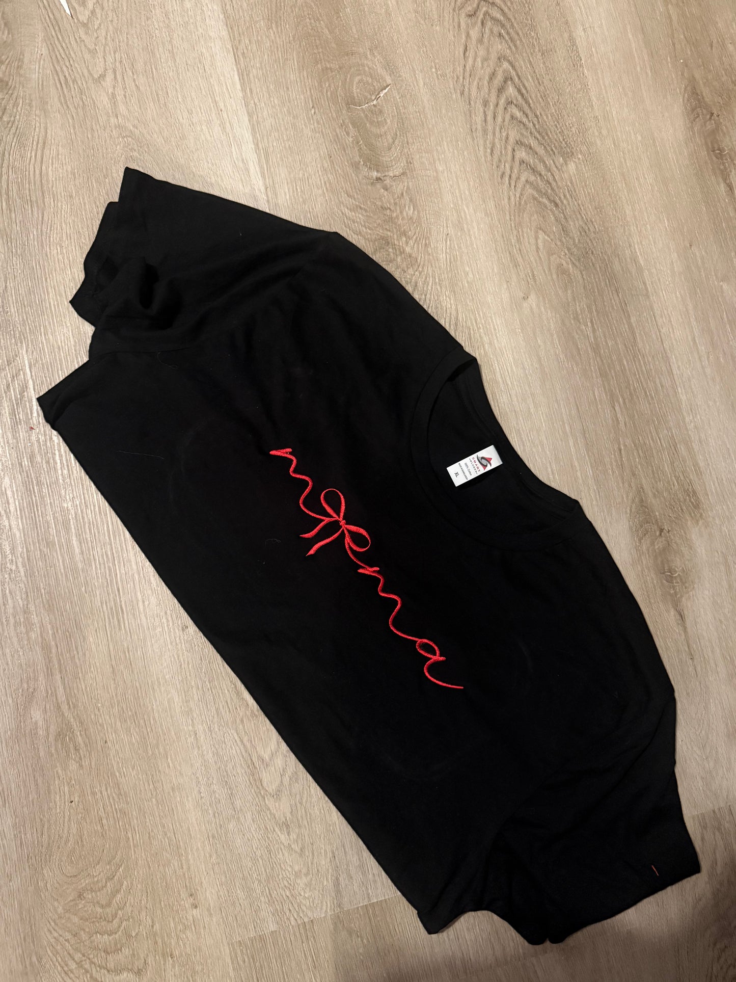 Mama Coquette Bow Embroidery Tshirt
