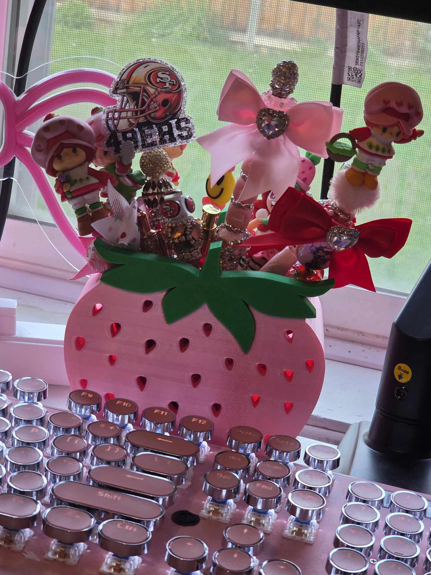 Strawberry/Organizer/Pen holder/3d print