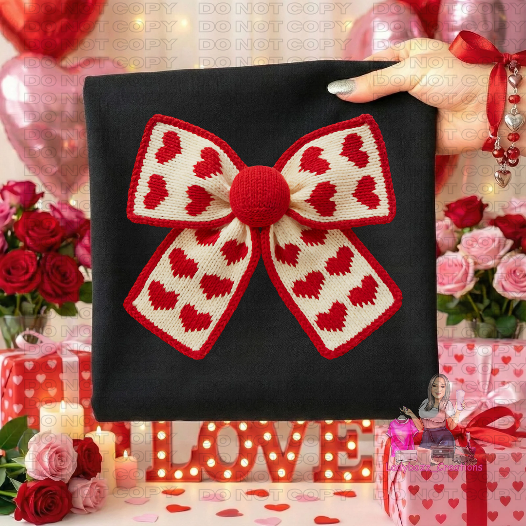 Bow with Hearts/Tshirt/Valentines