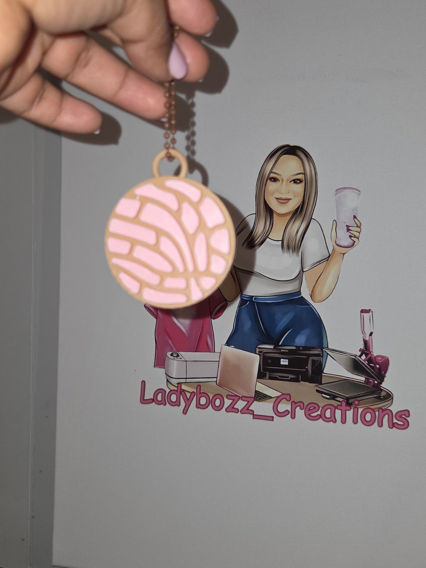 Concha/3D Acrylic Can Opener Keychain – Custom & Cute